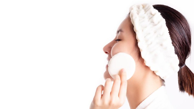 Perusahaan Kosmetik Jepang Buat Skincare Khusus untuk di dalam Luar Angkasa