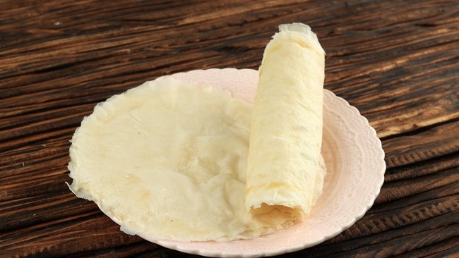 2 Cara Membuat Kulit Lumpia Teflon, Gampang kemudian Anti Sobek