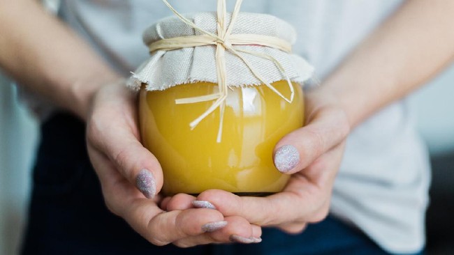 Ikuti 7 Cara Ini Buat Cek Madu yang tersebut Kamu Beli Asli atau Palsu