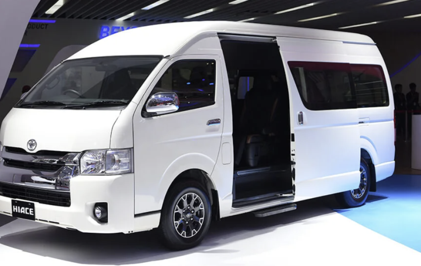 Hiace Luxury Pilihan Sempurna untuk Liburan Keluarga Besar yang Tak Terlupakan