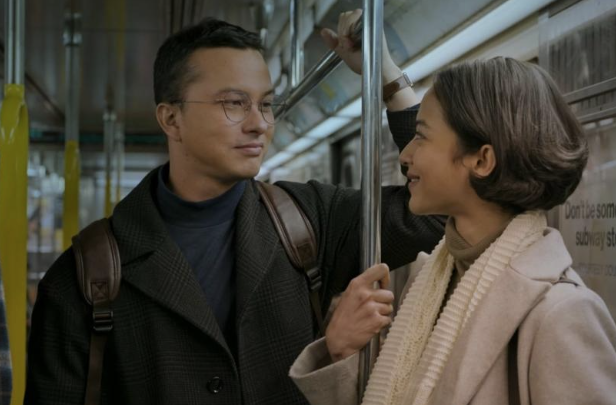 10 Film Netflix Romantis yang Wajib Masuk Daftar Tontonan